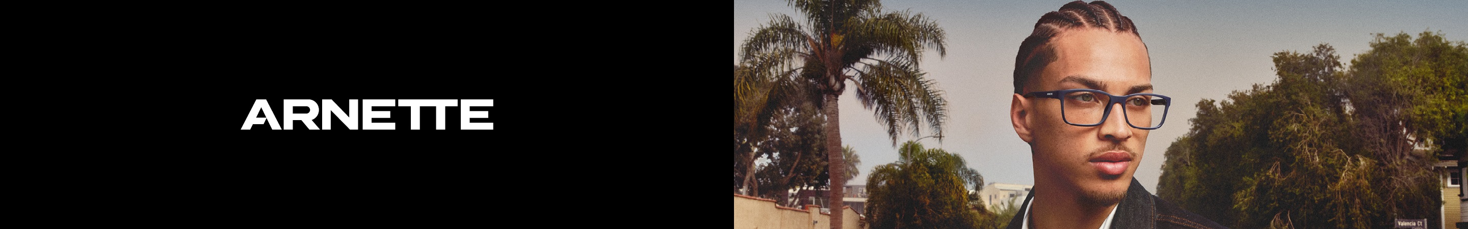 Bannière de la marque Arnette - homme avec des lunettes Arnette.